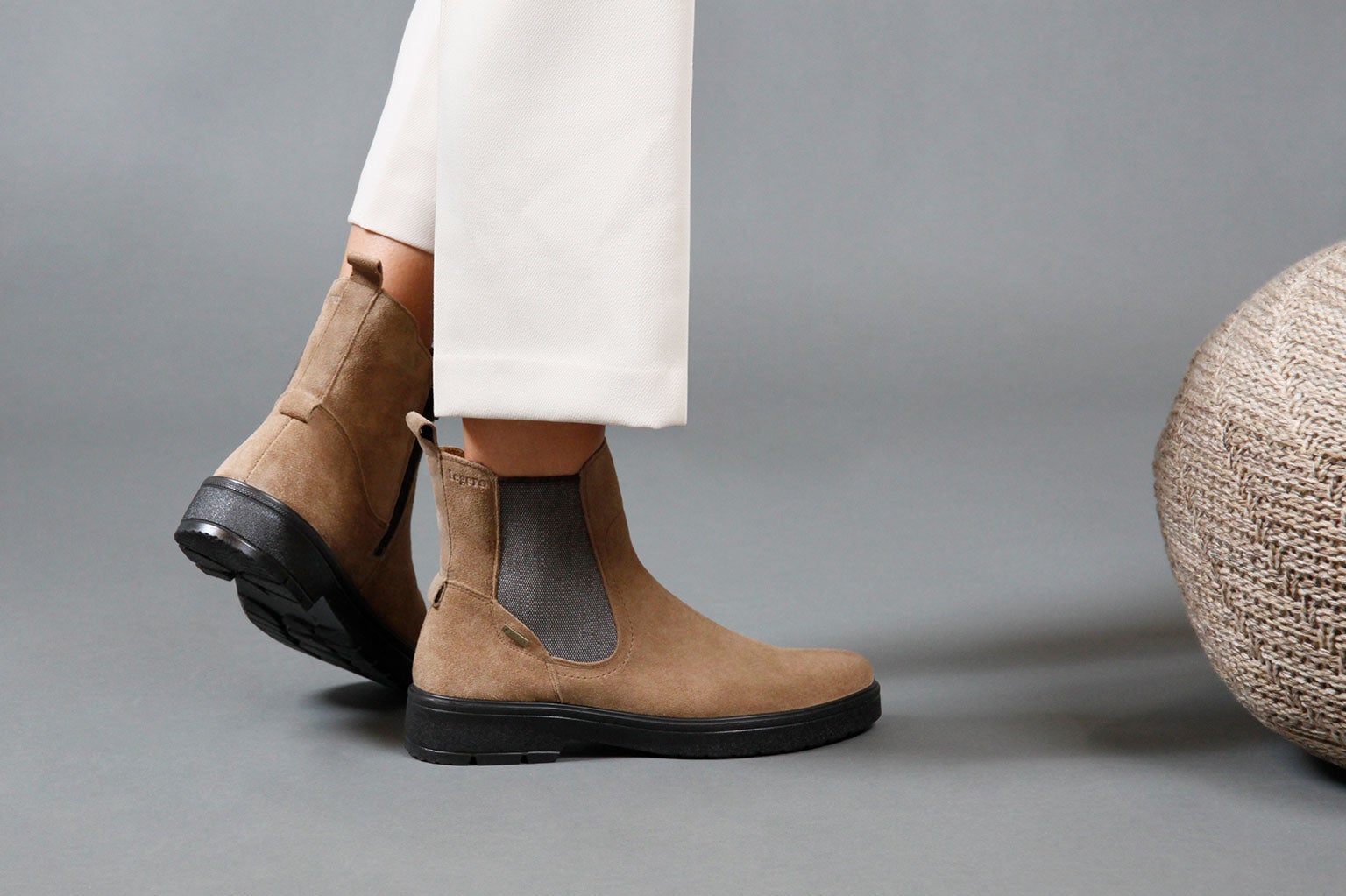 legero MYSTIC Damen Stiefelette mit Reißverschluss - Material: Veloursleder - Farbe: Braun